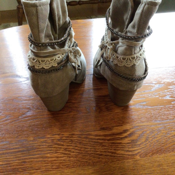 Jellypop Fedora Ankle Boooties in Brown sz 7 EUC - Picture 6 of 9